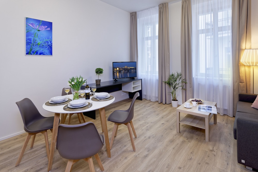 downtown suites jugoslavska