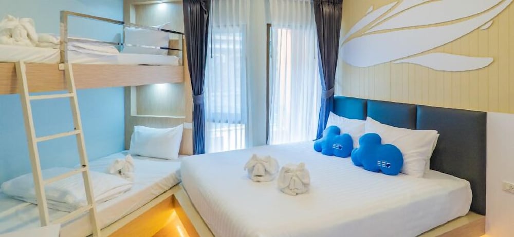 the bed vacation rajamangala hotel