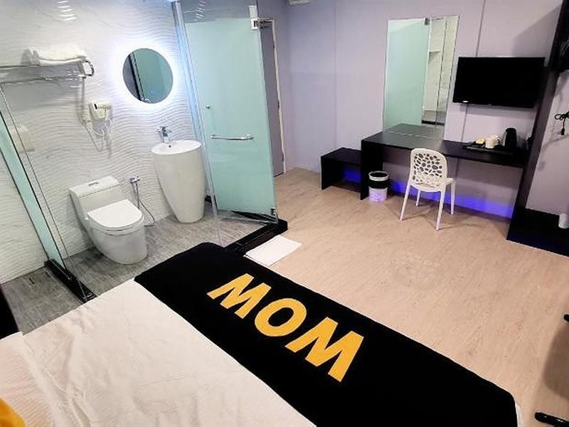 wow hotel penang