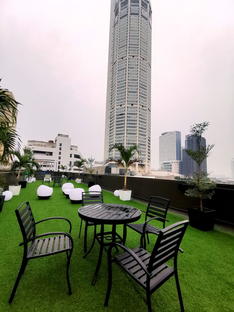wow hotel penang