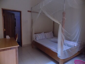 kaanos hope complex inn