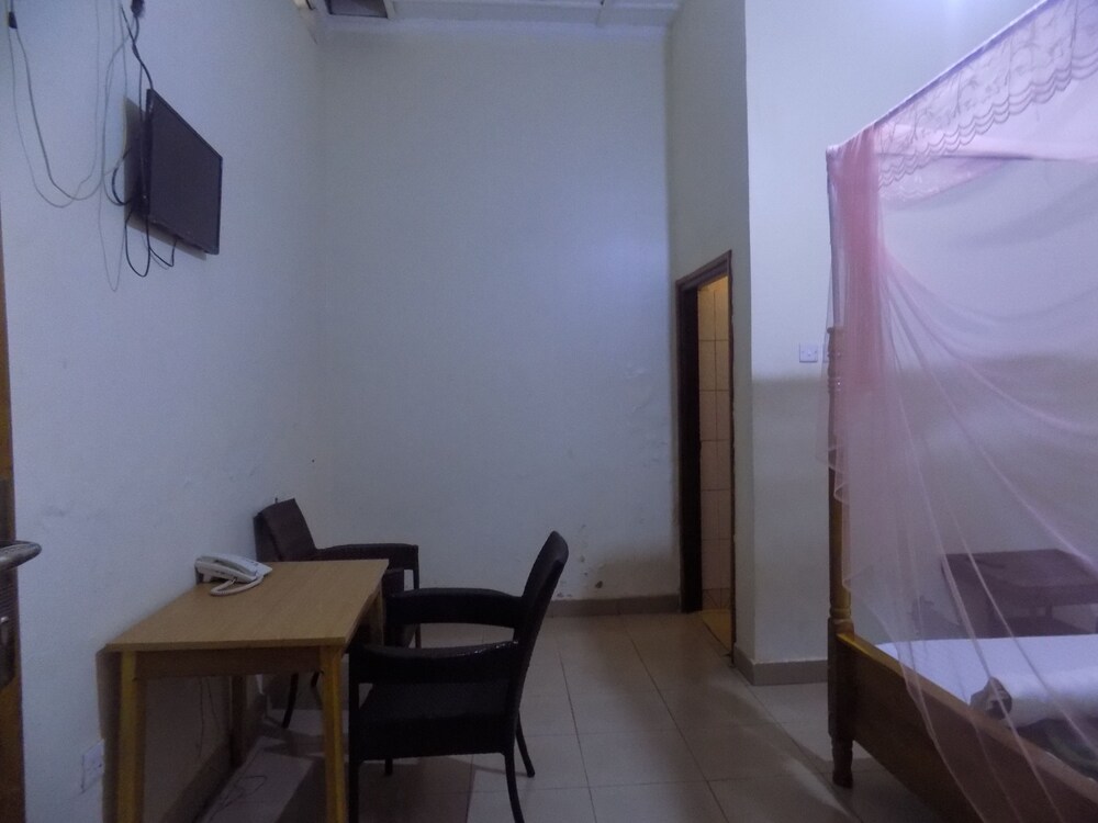 kaanos hope complex inn