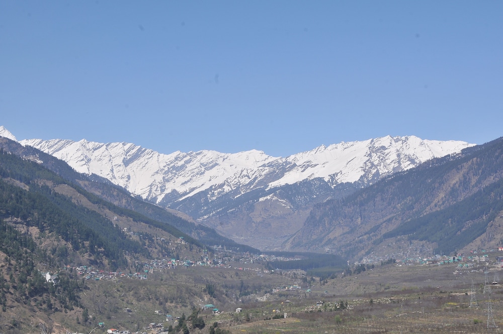 sarthak resorts