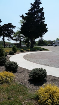 hyland motor inn