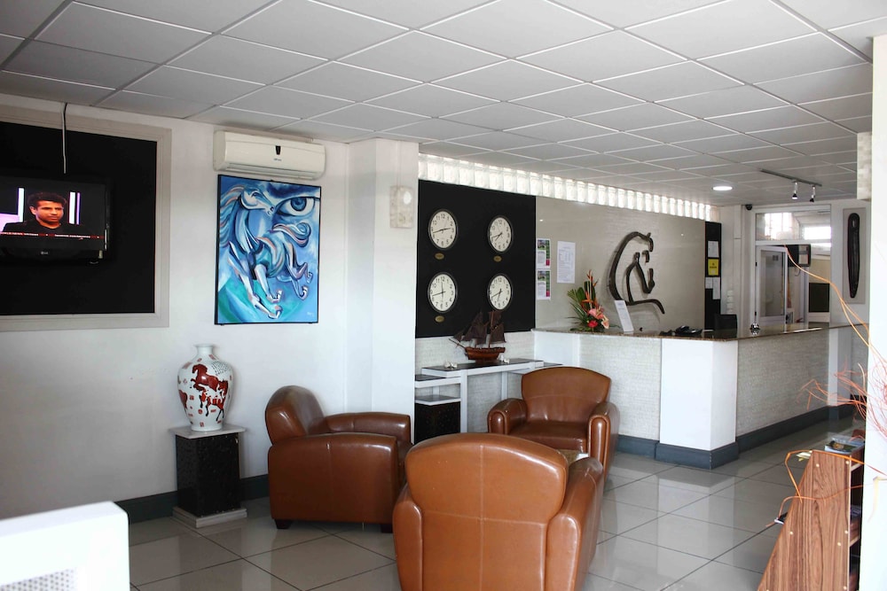 le champ de mars bandb