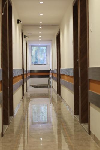 Hotel Metro Inn,,3 star