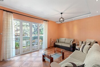 apartments doncic