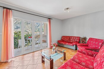 apartments doncic
