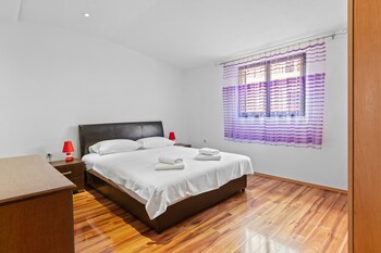 apartments doncic
