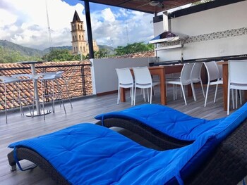 casa de balcones