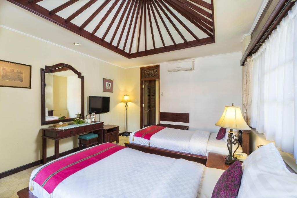 royal hotel and villa bali