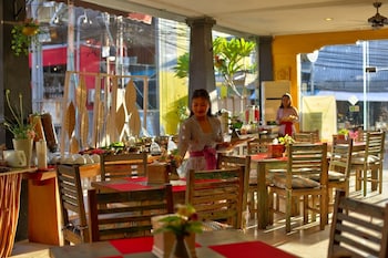 royal hotel and villa bali