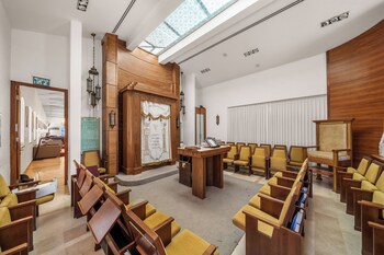 king david court isrentals