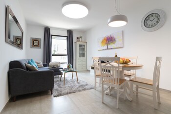 king david court isrentals