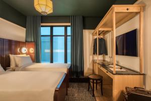 the chow kit an ormond hotel