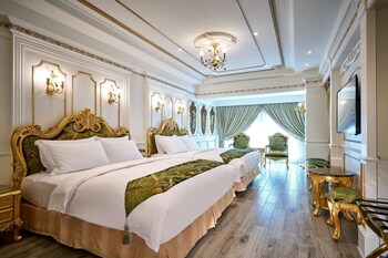 sun moon lake queen castle hotel