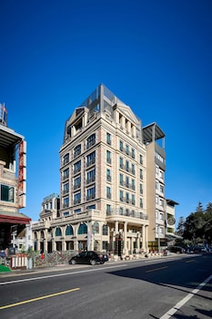 sun moon lake queen castle hotel