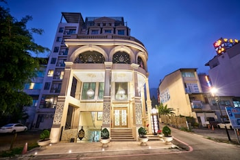 sun moon lake queen castle hotel