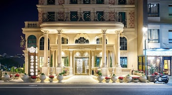 sun moon lake queen castle hotel