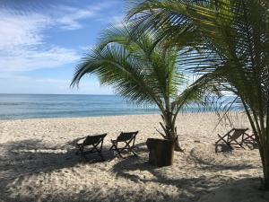 playa pikua ecolodge