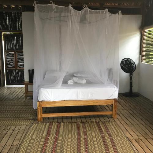 playa pikua ecolodge