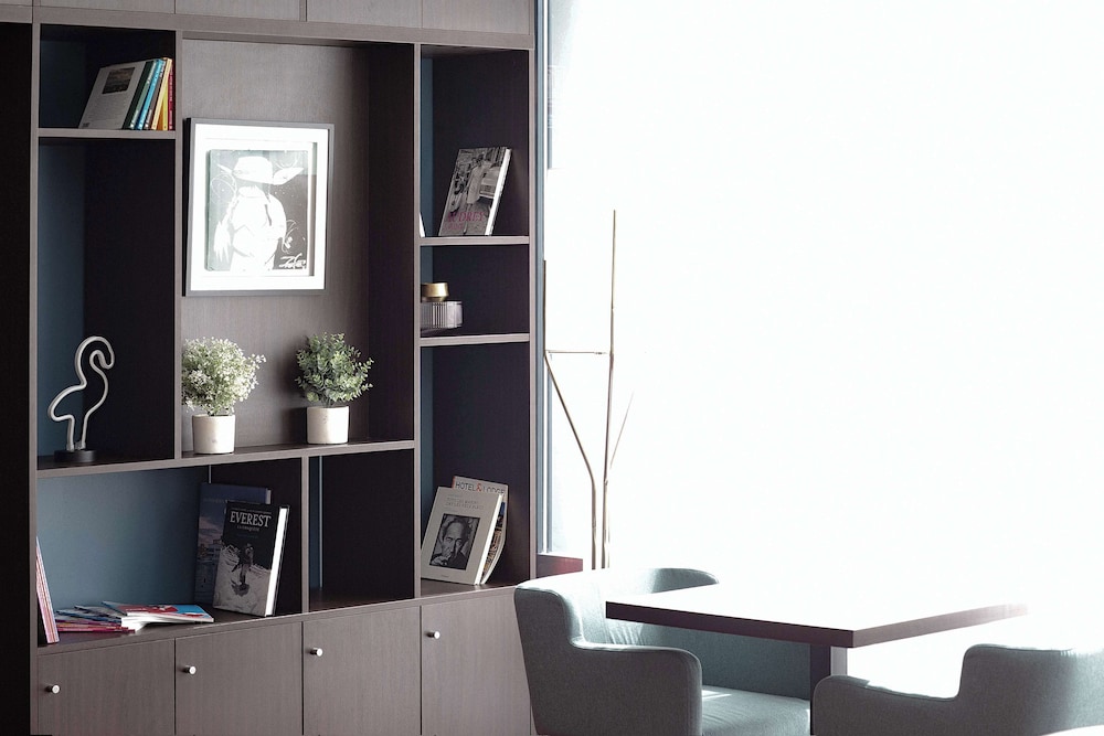 hampton by hilton toulouse airport