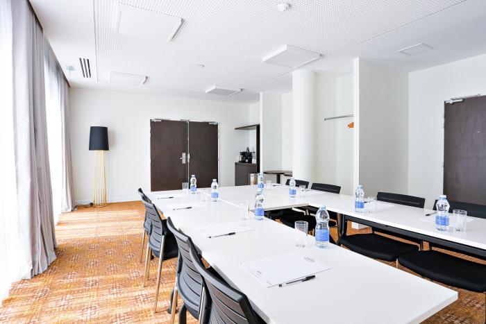hampton by hilton toulouse airport