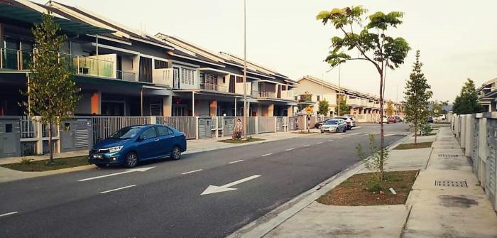 sr home stay at klia