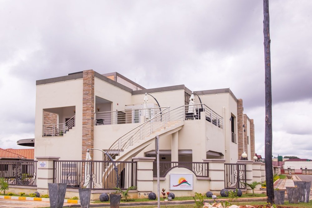 The Crest Lodge,Near 37D Gallery,3.5 star