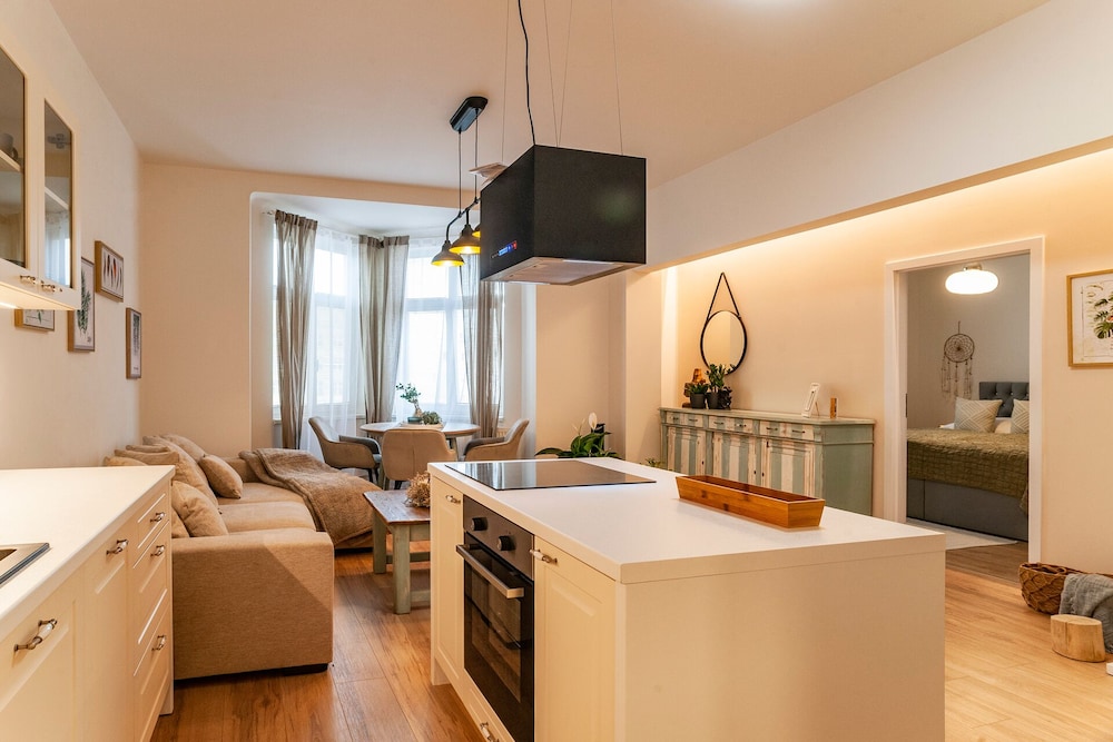 sting boutique apartments