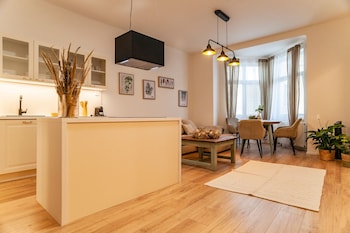 sting boutique apartments