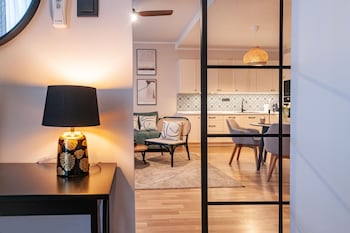 sting boutique apartments