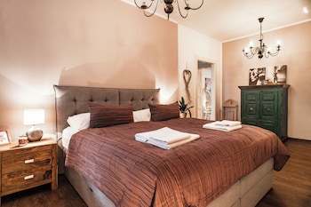sting boutique apartments