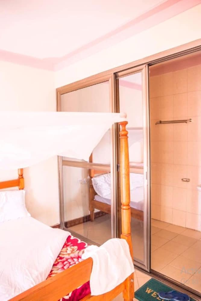 leosim hotel