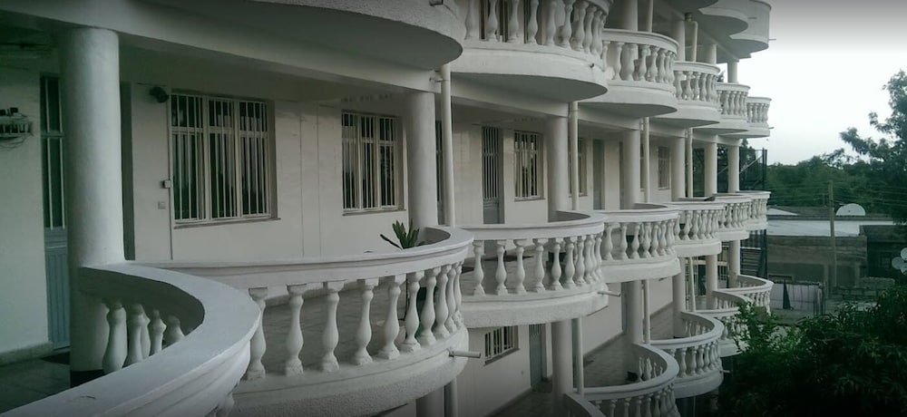 meaza hotel