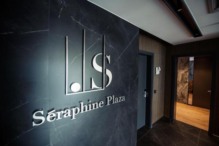 hotel seraphine plaza