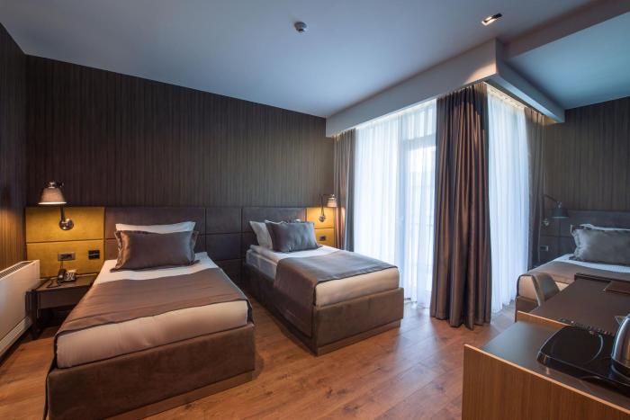 hotel seraphine plaza