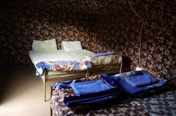 bedouin roads camp