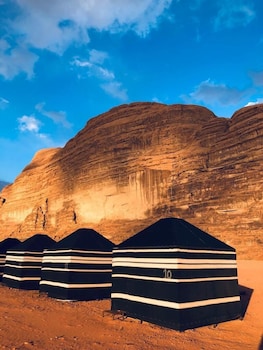 bedouin roads camp