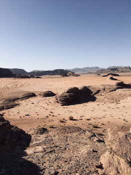 bedouin roads camp