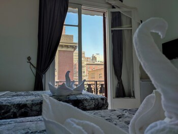 crown hotel