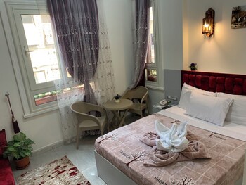 crown hotel