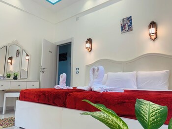 crown hotel