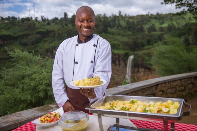 sipi falls lodge