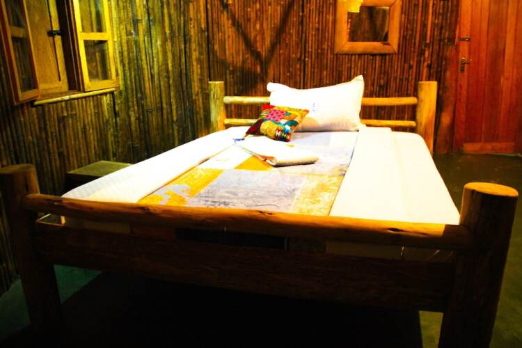 sipi falls lodge