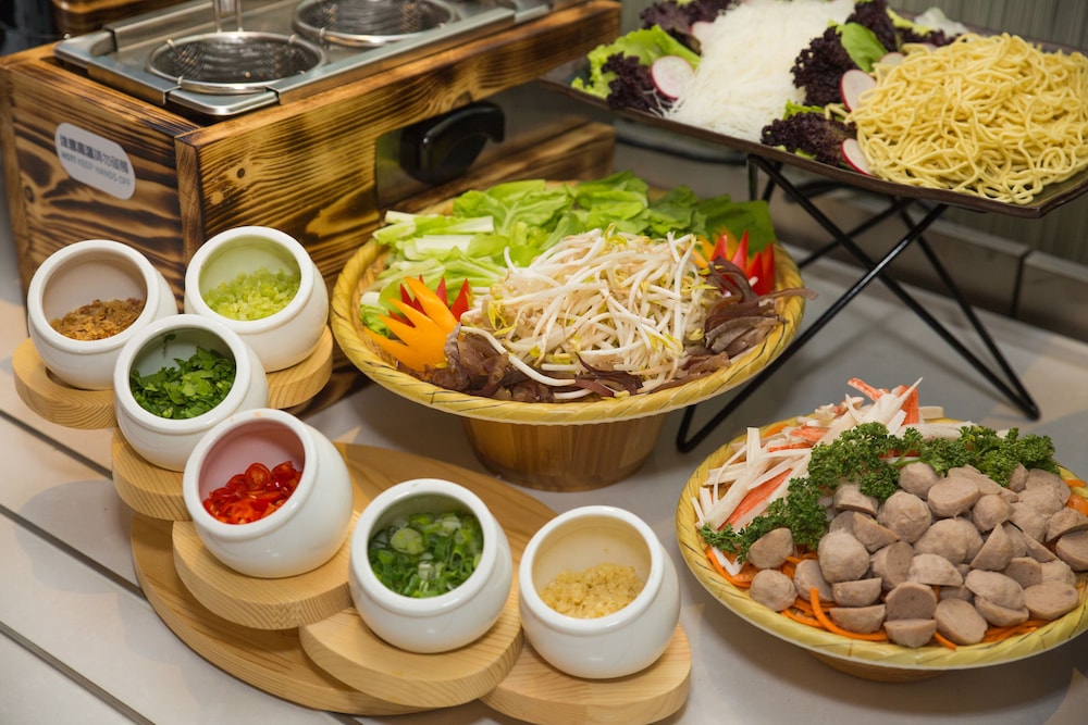 holiday inn express taichung fengchia an ihg hotel