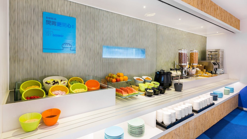 holiday inn express taichung fengchia an ihg hotel