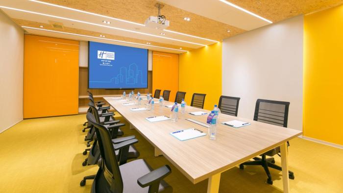 holiday inn express taichung fengchia an ihg hotel