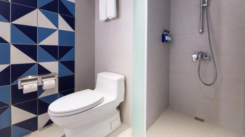 holiday inn express taichung fengchia an ihg hotel