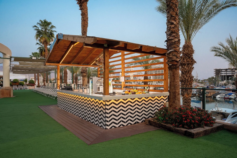 u magic palace hotel